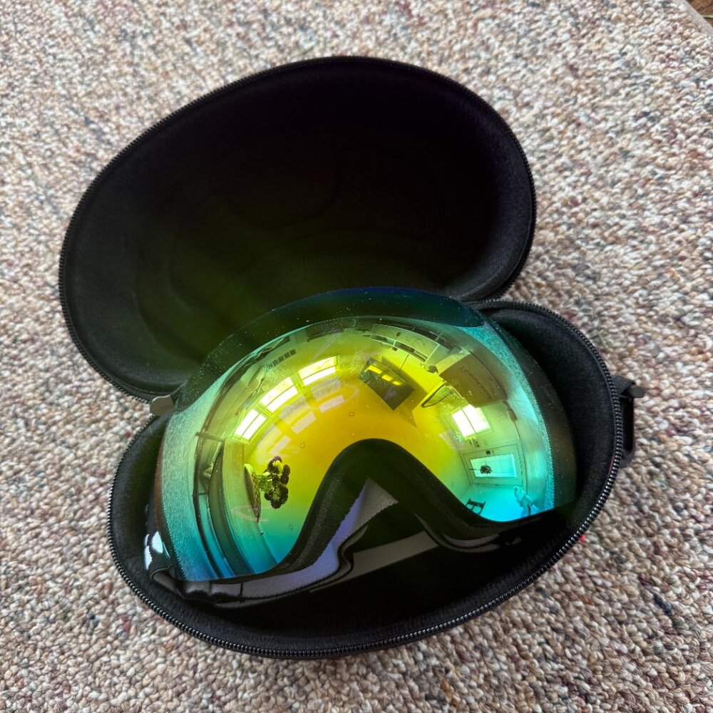🏂✨ Kamugo Frameless Ski/Snowboard Goggles w/ Hard Case ✨🏂 - Picture 3 of 9